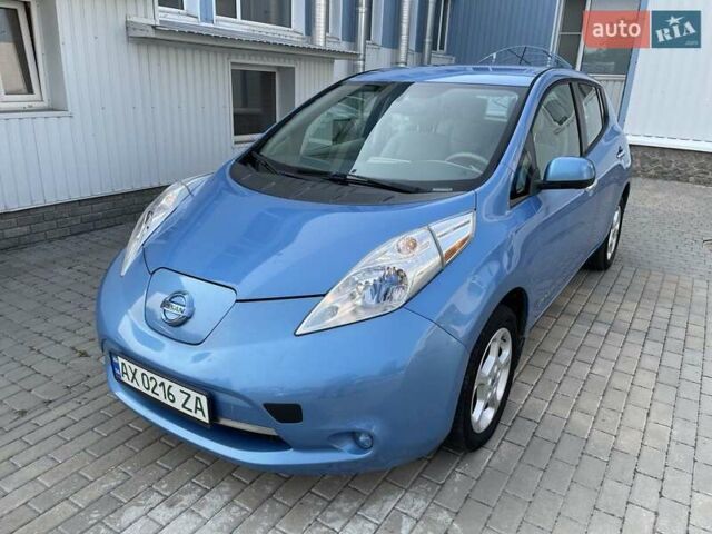 Синій Ніссан Ліф, об'ємом двигуна 0 л та пробігом 75 тис. км за 6700 $, фото 7 на Automoto.ua