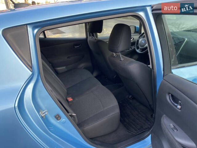 Синий Ниссан Лиф, объемом двигателя 0 л и пробегом 104 тыс. км за 6899 $, фото 19 на Automoto.ua