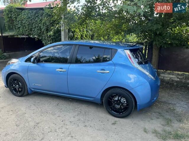 Синій Ніссан Ліф, об'ємом двигуна 0 л та пробігом 97 тис. км за 5200 $, фото 12 на Automoto.ua