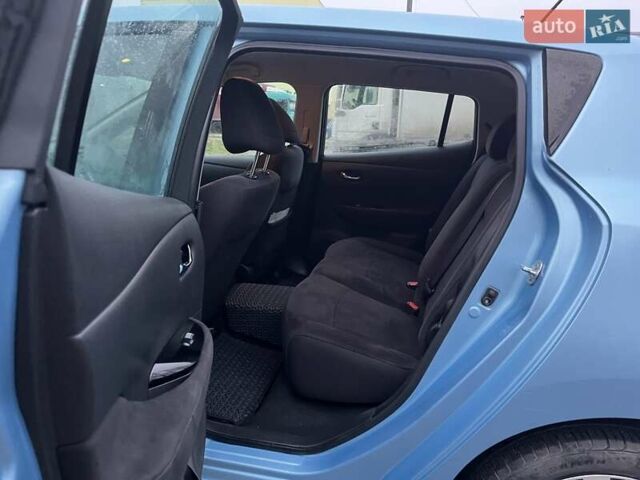 Синий Ниссан Лиф, объемом двигателя 0 л и пробегом 134 тыс. км за 7200 $, фото 28 на Automoto.ua