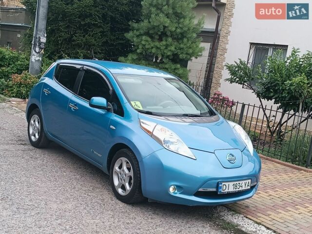 Синий Ниссан Лиф, объемом двигателя 0 л и пробегом 161 тыс. км за 5700 $, фото 16 на Automoto.ua