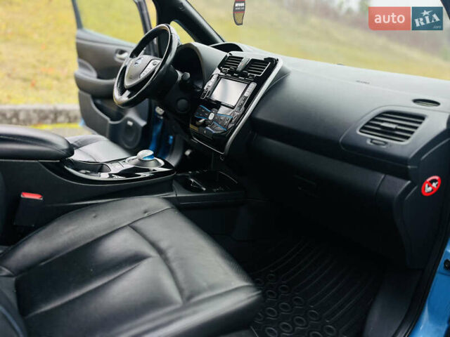 Синій Ніссан Ліф, об'ємом двигуна 0 л та пробігом 140 тис. км за 7100 $, фото 31 на Automoto.ua