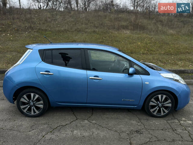 Синій Ніссан Ліф, об'ємом двигуна 0 л та пробігом 140 тис. км за 7100 $, фото 7 на Automoto.ua