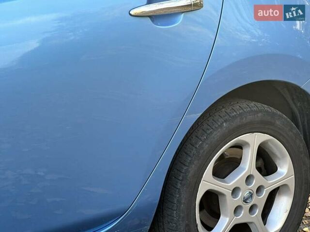 Синий Ниссан Лиф, объемом двигателя 0 л и пробегом 107 тыс. км за 7400 $, фото 12 на Automoto.ua