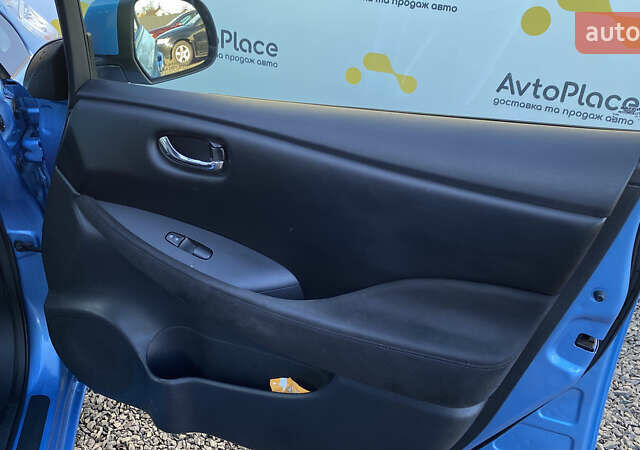Синій Ніссан Ліф, об'ємом двигуна 0 л та пробігом 125 тис. км за 5700 $, фото 17 на Automoto.ua