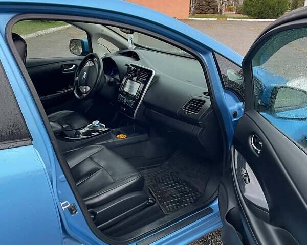 Синій Ніссан Ліф, об'ємом двигуна 0 л та пробігом 191 тис. км за 5500 $, фото 14 на Automoto.ua