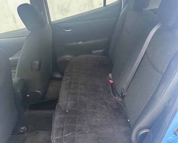 Синий Ниссан Лиф, объемом двигателя 0 л и пробегом 109 тыс. км за 6800 $, фото 4 на Automoto.ua