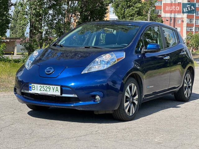 Синий Ниссан Лиф, объемом двигателя 0 л и пробегом 101 тыс. км за 10400 $, фото 13 на Automoto.ua