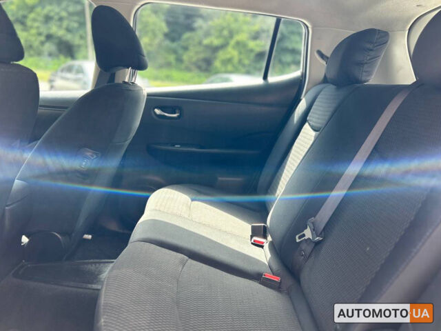 Синий Ниссан Лиф, объемом двигателя 24 л и пробегом 94 тыс. км за 8300 $, фото 21 на Automoto.ua