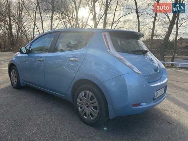 Синий Ниссан Лиф, объемом двигателя 0 л и пробегом 190 тыс. км за 6400 $, фото 3 на Automoto.ua