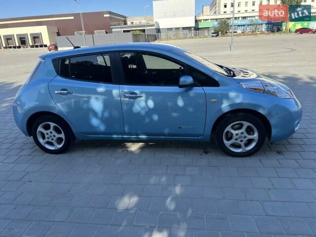 Синий Ниссан Лиф, объемом двигателя 0 л и пробегом 126 тыс. км за 6300 $, фото 4 на Automoto.ua