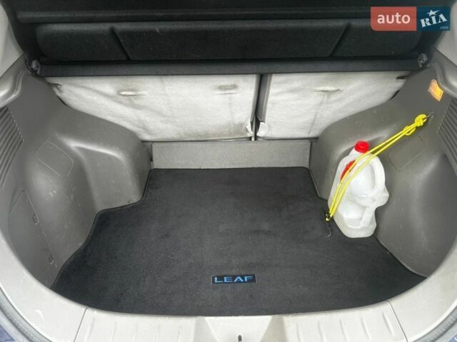 Синій Ніссан Ліф, об'ємом двигуна 0 л та пробігом 111 тис. км за 7300 $, фото 18 на Automoto.ua