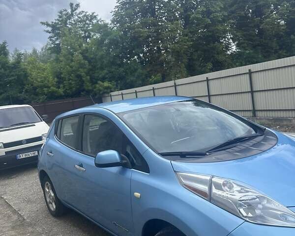 Синий Ниссан Лиф, объемом двигателя 0 л и пробегом 109 тыс. км за 6800 $, фото 13 на Automoto.ua