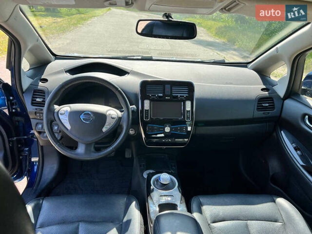 Синий Ниссан Лиф, объемом двигателя 0 л и пробегом 101 тыс. км за 10400 $, фото 16 на Automoto.ua