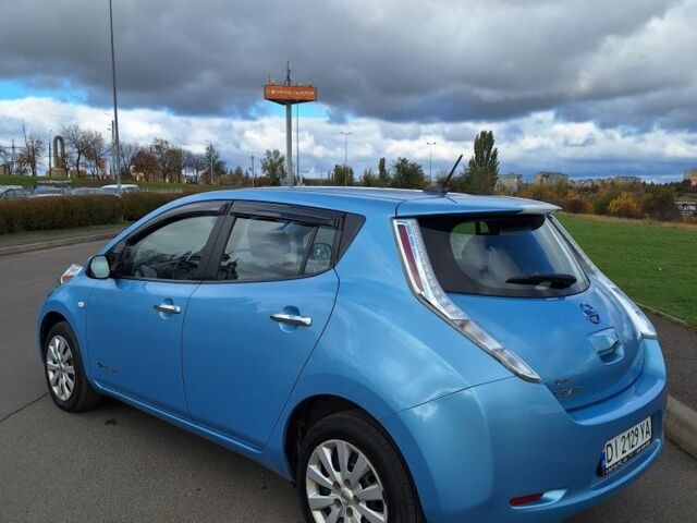 Синий Ниссан Лиф, объемом двигателя 0 л и пробегом 141 тыс. км за 7150 $, фото 2 на Automoto.ua