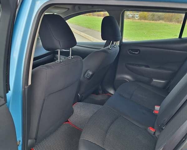 Синий Ниссан Лиф, объемом двигателя 0 л и пробегом 141 тыс. км за 7150 $, фото 18 на Automoto.ua