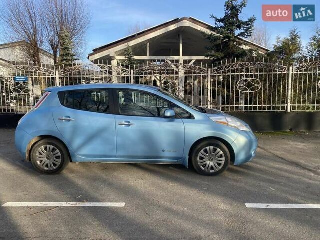 Синий Ниссан Лиф, объемом двигателя 0 л и пробегом 190 тыс. км за 6400 $, фото 4 на Automoto.ua