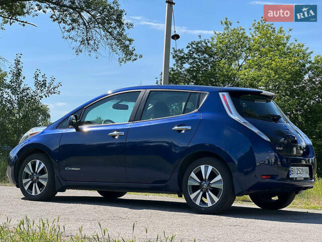 Синий Ниссан Лиф, объемом двигателя 0 л и пробегом 101 тыс. км за 10400 $, фото 5 на Automoto.ua