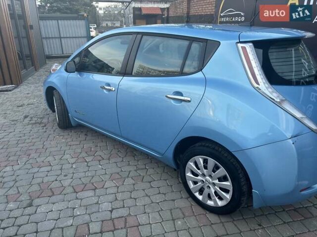 Синий Ниссан Лиф, объемом двигателя 0 л и пробегом 149 тыс. км за 5999 $, фото 2 на Automoto.ua