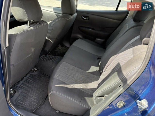 Синій Ніссан Ліф, об'ємом двигуна 0 л та пробігом 114 тис. км за 7500 $, фото 8 на Automoto.ua