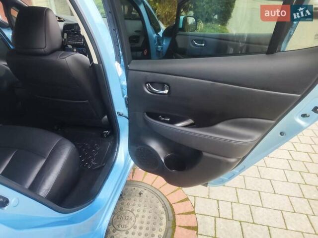Синій Ніссан Ліф, об'ємом двигуна 0 л та пробігом 80 тис. км за 7333 $, фото 70 на Automoto.ua