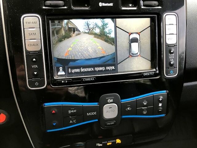 Синий Ниссан Лиф, объемом двигателя 0 л и пробегом 145 тыс. км за 9600 $, фото 9 на Automoto.ua