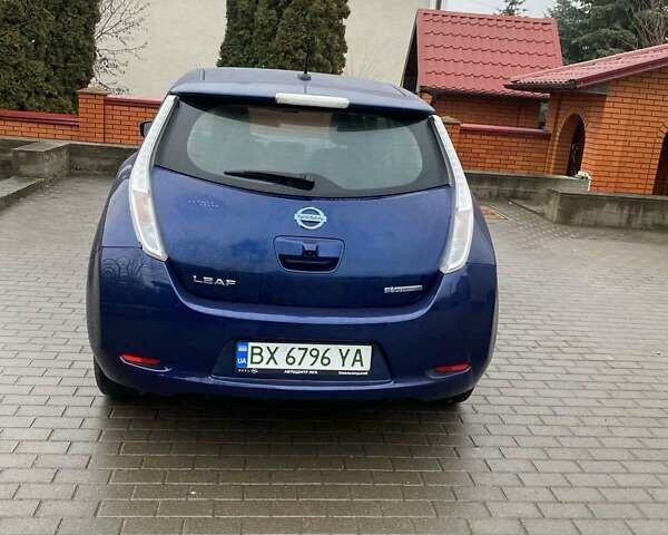 Синий Ниссан Лиф, объемом двигателя 0 л и пробегом 56 тыс. км за 6500 $, фото 6 на Automoto.ua