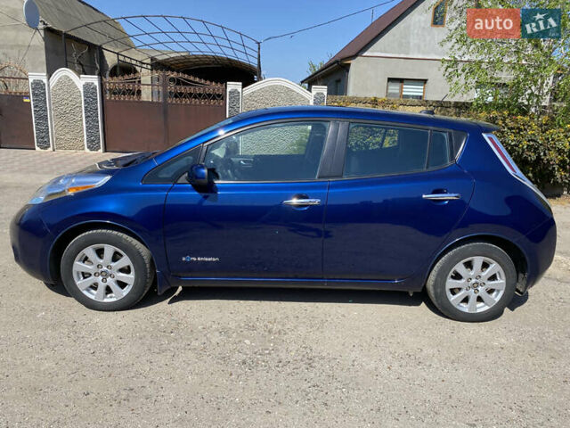 Синий Ниссан Лиф, объемом двигателя 0 л и пробегом 101 тыс. км за 8700 $, фото 4 на Automoto.ua
