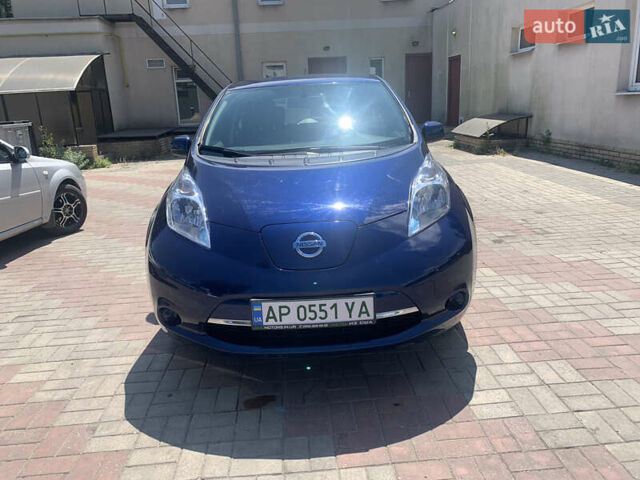 Синий Ниссан Лиф, объемом двигателя 0 л и пробегом 59 тыс. км за 10000 $, фото 22 на Automoto.ua