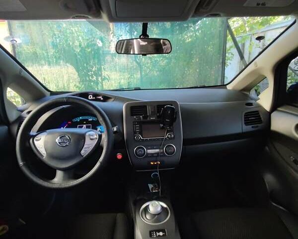 Синий Ниссан Лиф, объемом двигателя 0 л и пробегом 67 тыс. км за 9500 $, фото 1 на Automoto.ua