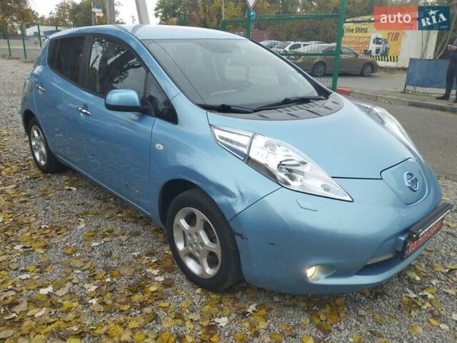 Синий Ниссан Лиф, объемом двигателя 0 л и пробегом 160 тыс. км за 6700 $, фото 8 на Automoto.ua