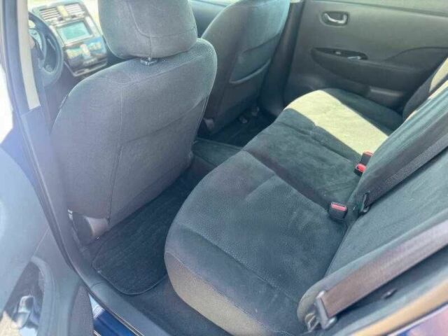 Синий Ниссан Лиф, объемом двигателя 0 л и пробегом 118 тыс. км за 8000 $, фото 9 на Automoto.ua