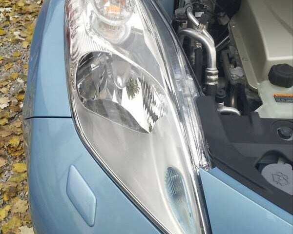 Синий Ниссан Лиф, объемом двигателя 0 л и пробегом 160 тыс. км за 6700 $, фото 5 на Automoto.ua