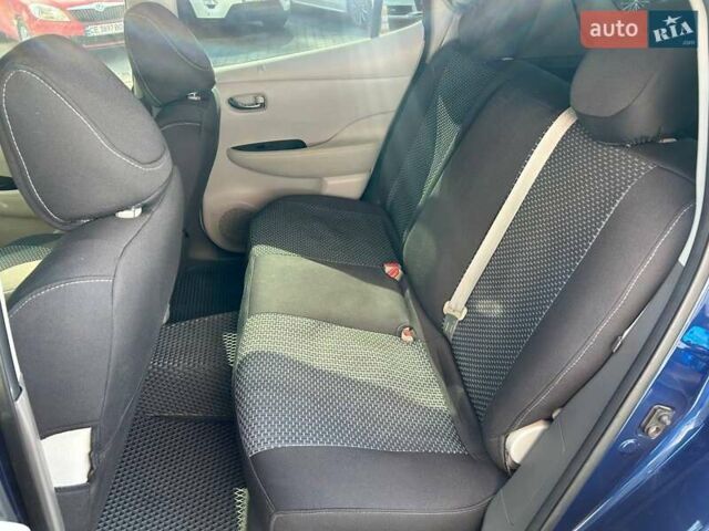 Синий Ниссан Лиф, объемом двигателя 0 л и пробегом 111 тыс. км за 8500 $, фото 11 на Automoto.ua