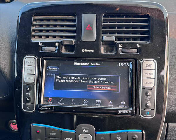 Синий Ниссан Лиф, объемом двигателя 0 л и пробегом 98 тыс. км за 7500 $, фото 6 на Automoto.ua