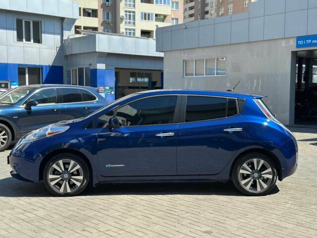 Синий Ниссан Лиф, объемом двигателя 0 л и пробегом 191 тыс. км за 7390 $, фото 9 на Automoto.ua