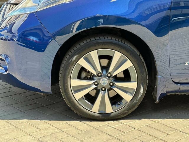 Синий Ниссан Лиф, объемом двигателя 0 л и пробегом 191 тыс. км за 7390 $, фото 10 на Automoto.ua