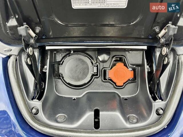 Синий Ниссан Лиф, объемом двигателя 0 л и пробегом 107 тыс. км за 9000 $, фото 36 на Automoto.ua