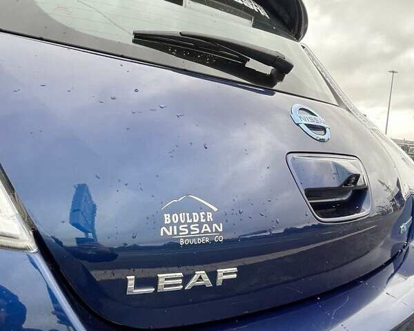 Синий Ниссан Лиф, объемом двигателя 0 л и пробегом 107 тыс. км за 9000 $, фото 37 на Automoto.ua