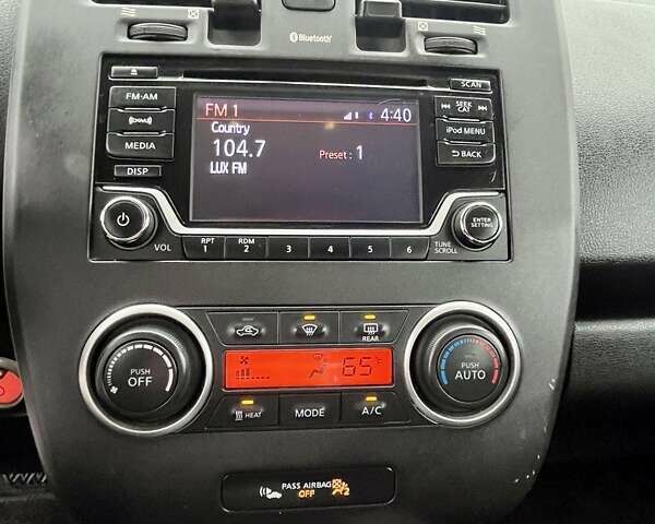 Синий Ниссан Лиф, объемом двигателя 0 л и пробегом 107 тыс. км за 9000 $, фото 20 на Automoto.ua