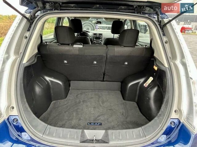 Синий Ниссан Лиф, объемом двигателя 0 л и пробегом 107 тыс. км за 9000 $, фото 35 на Automoto.ua