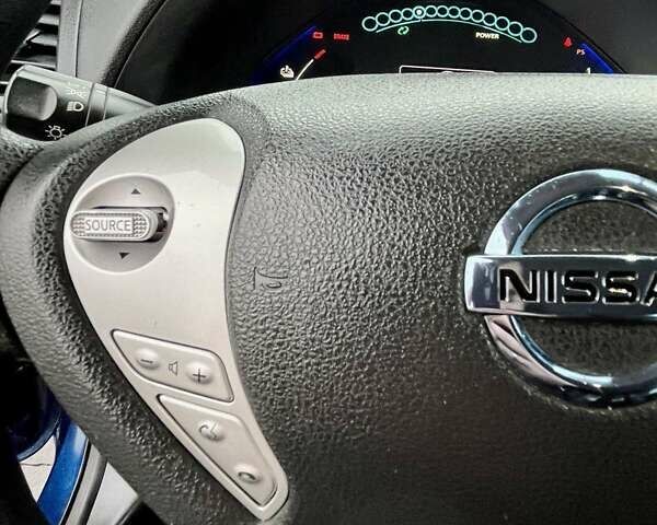 Синий Ниссан Лиф, объемом двигателя 0 л и пробегом 107 тыс. км за 9000 $, фото 28 на Automoto.ua