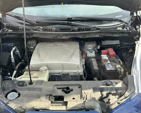 Синий Ниссан Лиф, объемом двигателя 0 л и пробегом 82 тыс. км за 8300 $, фото 16 на Automoto.ua