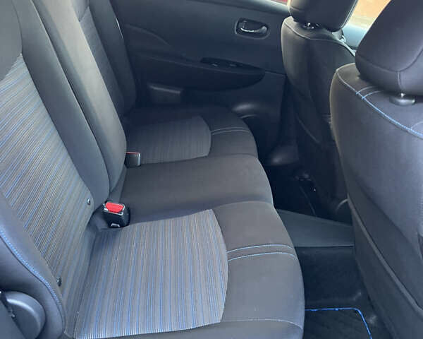 Синий Ниссан Лиф, объемом двигателя 0 л и пробегом 112 тыс. км за 11900 $, фото 74 на Automoto.ua