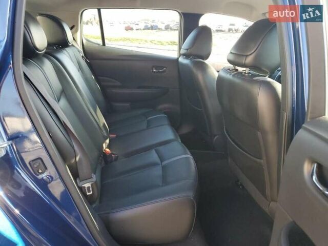 Синий Ниссан Лиф, объемом двигателя 0 л и пробегом 75 тыс. км за 3400 $, фото 8 на Automoto.ua