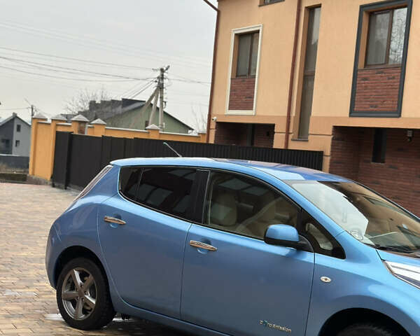 Синий Ниссан Лиф, объемом двигателя 0 л и пробегом 156 тыс. км за 9499 $, фото 7 на Automoto.ua