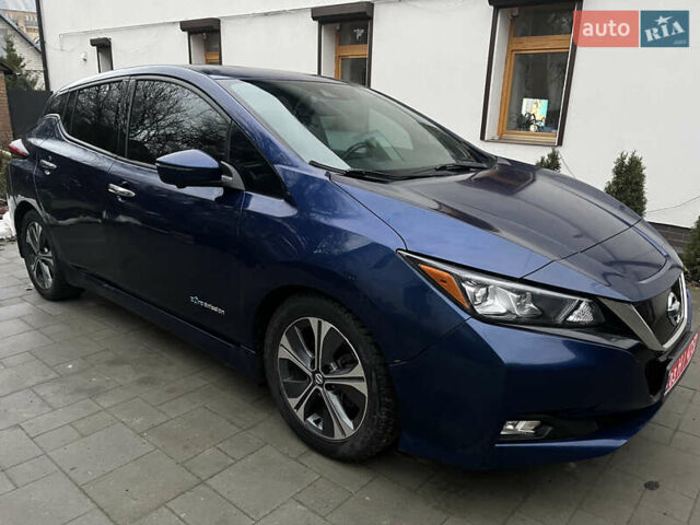 Синий Ниссан Лиф, объемом двигателя 0 л и пробегом 215 тыс. км за 11500 $, фото 10 на Automoto.ua