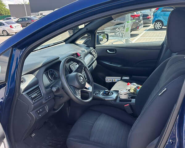 Синий Ниссан Лиф, объемом двигателя 0 л и пробегом 87 тыс. км за 11500 $, фото 15 на Automoto.ua
