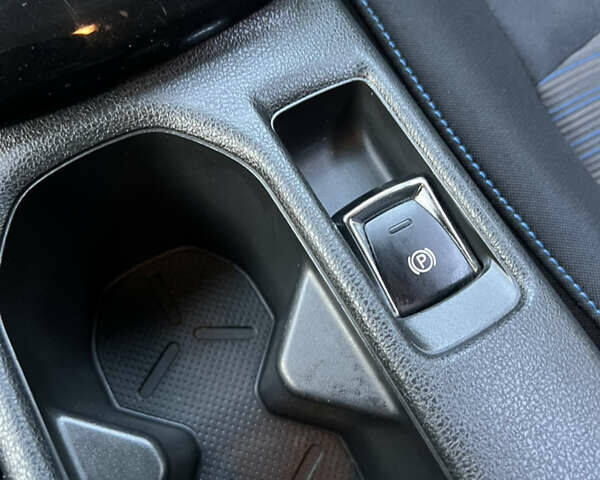 Синий Ниссан Лиф, объемом двигателя 0 л и пробегом 112 тыс. км за 11900 $, фото 60 на Automoto.ua