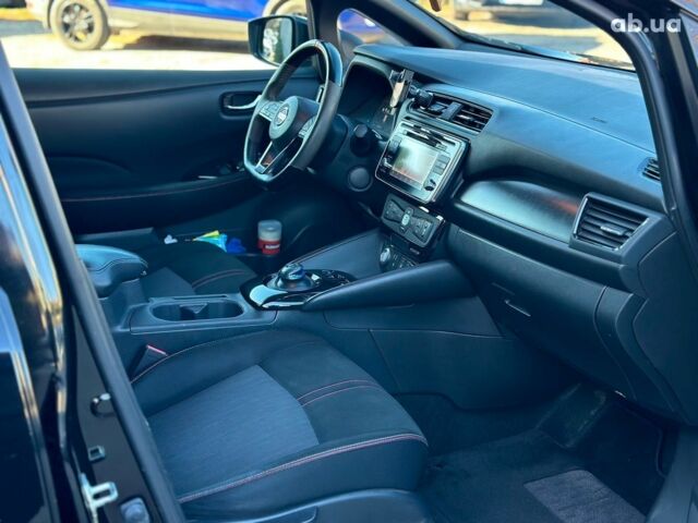 Синий Ниссан Лиф, объемом двигателя 0 л и пробегом 127 тыс. км за 13000 $, фото 31 на Automoto.ua